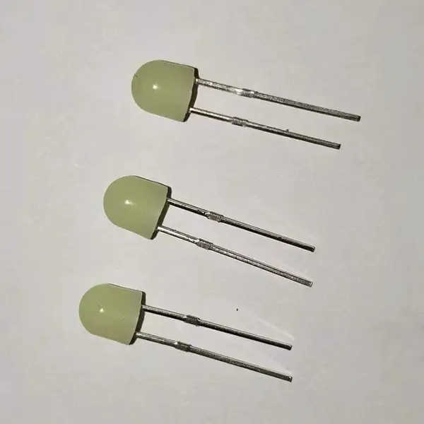 F4.8草帽3V/9V 绿光灯珠 360度绿发绿草帽直插发光二极管