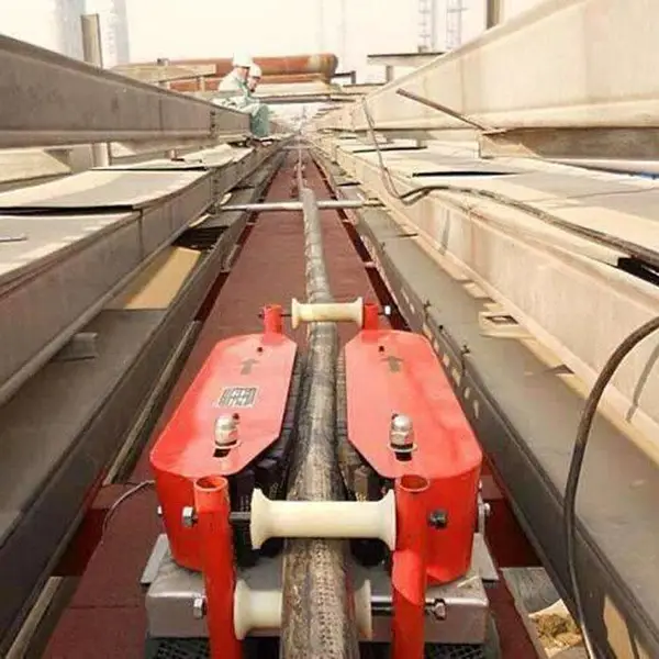 石家庄市履带式电机线缆拉线器电力桥架牵引线缆机