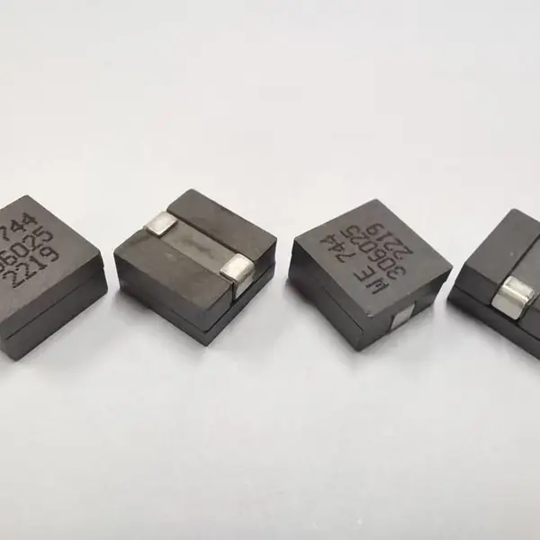 好东方HDFW1004-6R8M-AG贴片合金材质一体式高压大电流功率非晶储能共模pfc高频磁环电感