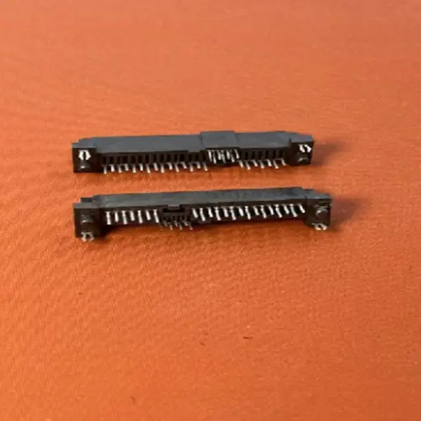 SAS29p母座 四排针dip SATA连接器 二鱼叉脚DIP 带定位柱