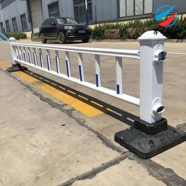 济宁桥梁护栏道路护栏 砼道路护栏 道路防护栏 道路中间隔离带安装