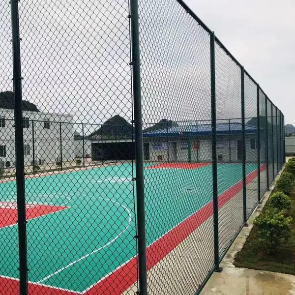 钦州灵山篮球场塑胶跑道,钦州灵山硅pu球场施工工序 羽毛球场施工
