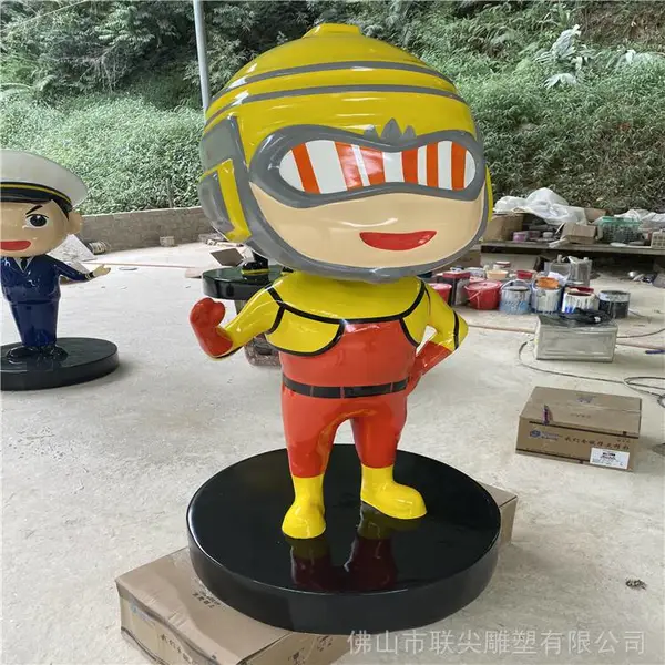 动漫卡通人物雕塑 玻璃钢雕塑报价 室内景观雕塑摆件