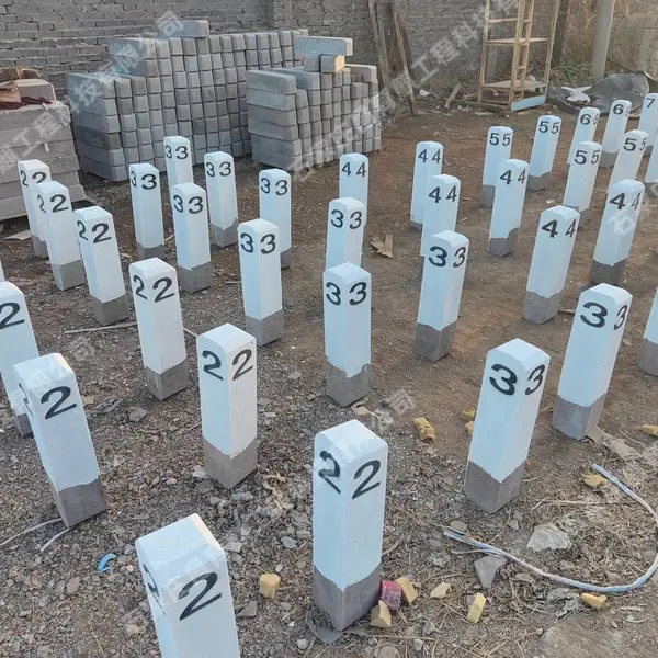 西宁公路百米桩加厚款坚固耐用公路界碑定制醒目在济南选择质量好的水泥标志桩注意事项