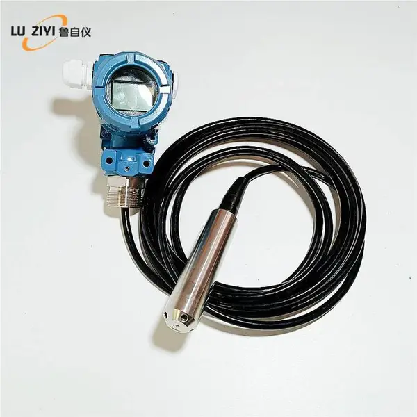 鲁仪LYTR-800系列投入式液位计水塔液位实时测量输出4-20ma