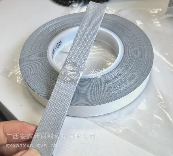 隔热防火阻燃胶带硅橡胶陶瓷玻纤布胶带耐1000℃的包裹材料