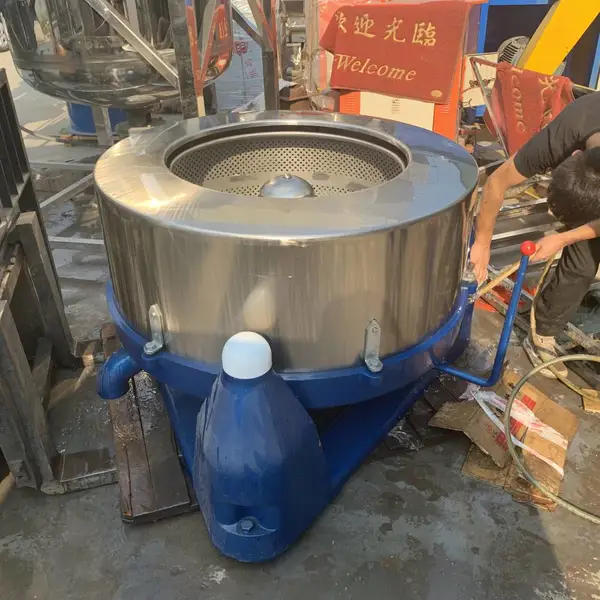 东莞市大量供应 工业脱水机 工业洗衣机甩干机不锈钢大型离心服装脱水机