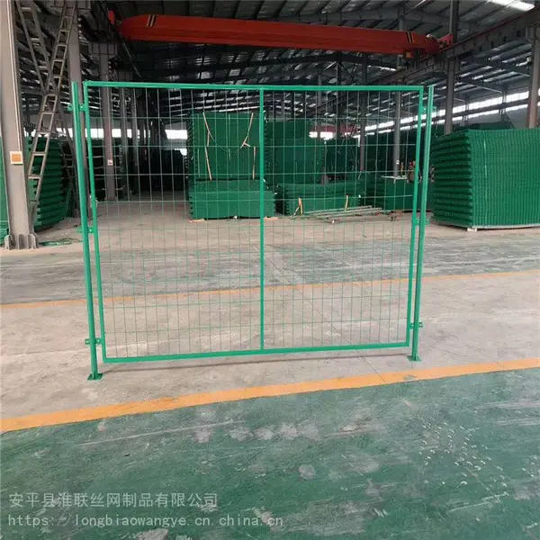高速公路框架护栏网 公路封闭围栏网 焊接网隔离