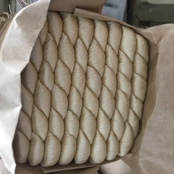 66/74D C/D级 柞蚕药土丝 颜色：金黄 需订货