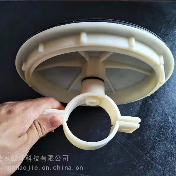 带闭合阀曝气器