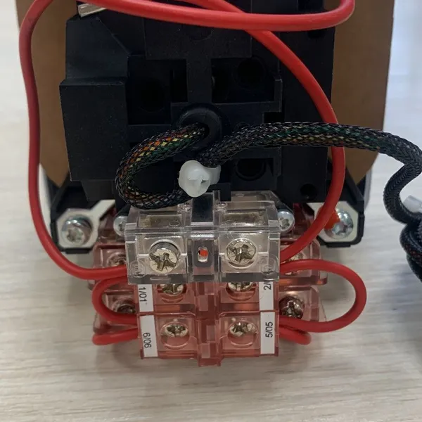 主令控制器+电位计 SPOHN+BURKHARDT VNS02FU14ERG1DTL9P1+1*PQ55