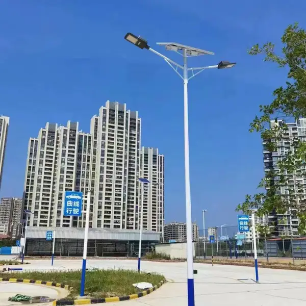 新农村市政工程太阳能路灯大功率6米100w户外防水锂电池路灯杆