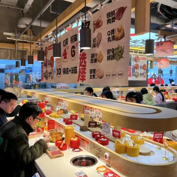 黑龙江智能送餐车旋转火锅设备转转小火锅设备盛香亭同款转转热卤设备回转寿司设备