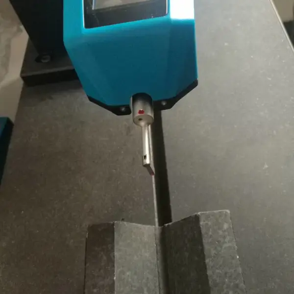 时代润宝TR200粗糙度仪测量内孔平面外圆等工件表面光洁度