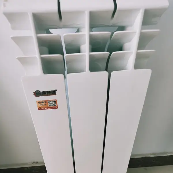 【高压铸铝暖气片报】UR1001高压铸铝暖气片散热器 暖气片厂家