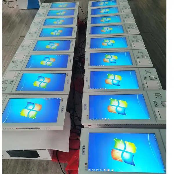 迅博明壁挂式医保社保自助服务终端,医院挂号缴费一体机