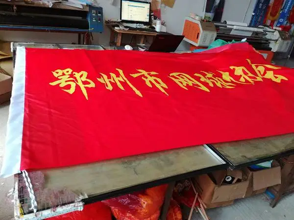 �人���춨����������