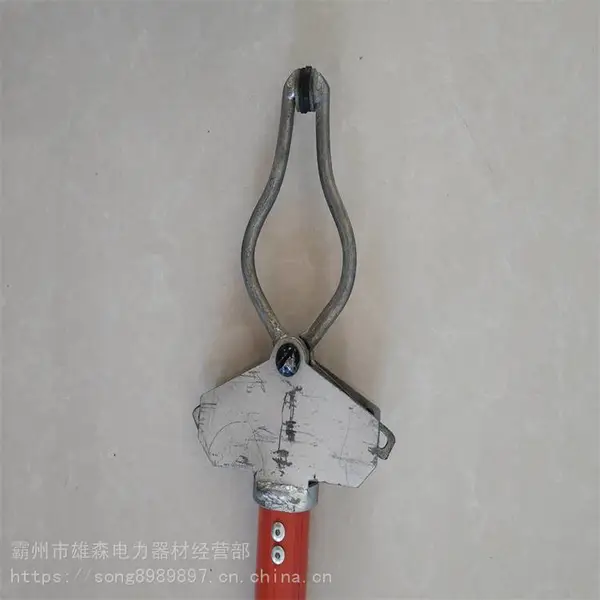 可伸缩2米杂物夹持器隧道垃圾夹取钳高压绝缘地铁拾物钳捡拾器