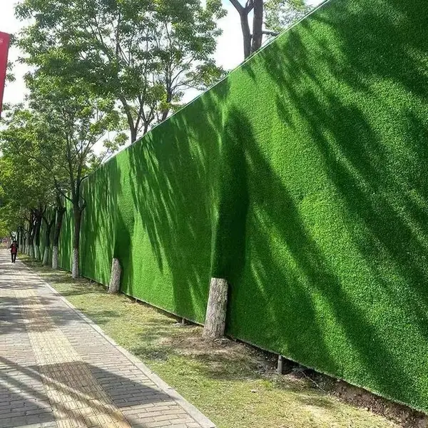 楼面装饰人造草坪 工地围墙围挡仿真草皮 婚庆地毯假草