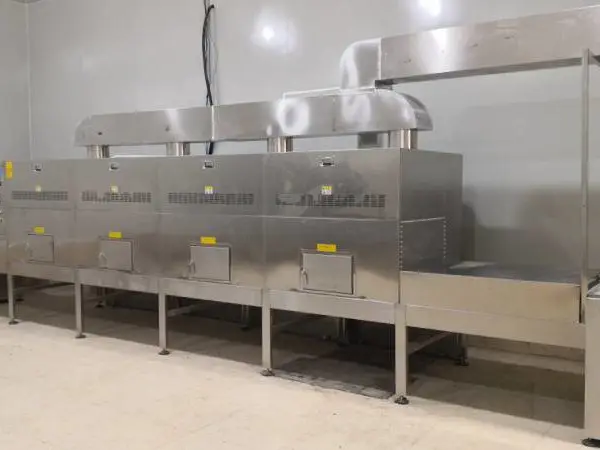 山东康来机械微波荷叶烘干设备kl-28kw-4产能