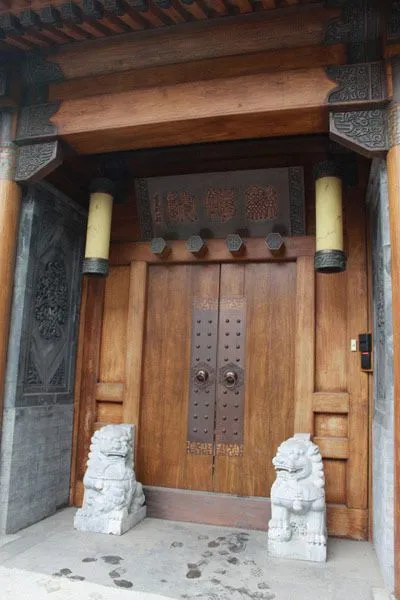 四川仿古门窗成都仿古家具厂火锅店装修中式屏风