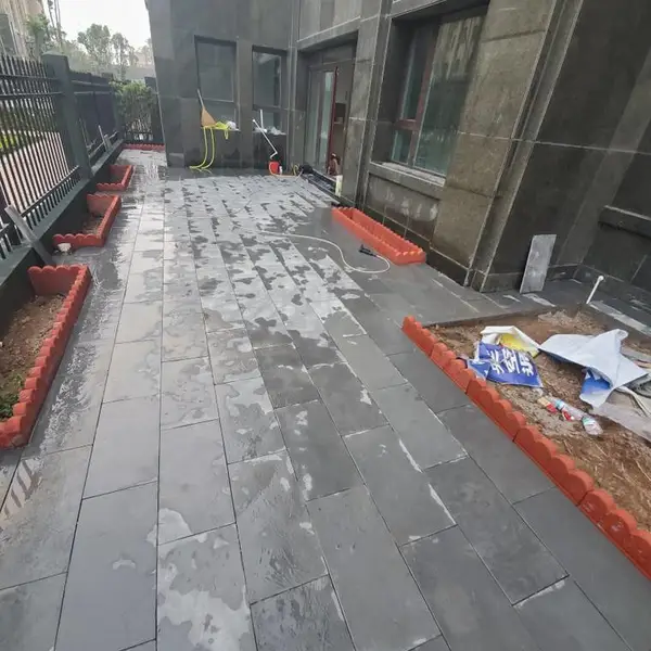 宜春市乡村庭院铺路青石仿古砖 1-2CM后院人行铺地防滑石板批发卖