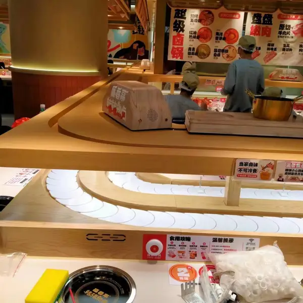 长沙旋转火锅设备回转火锅转转卤自动化送餐小火车餐饮输送设备
