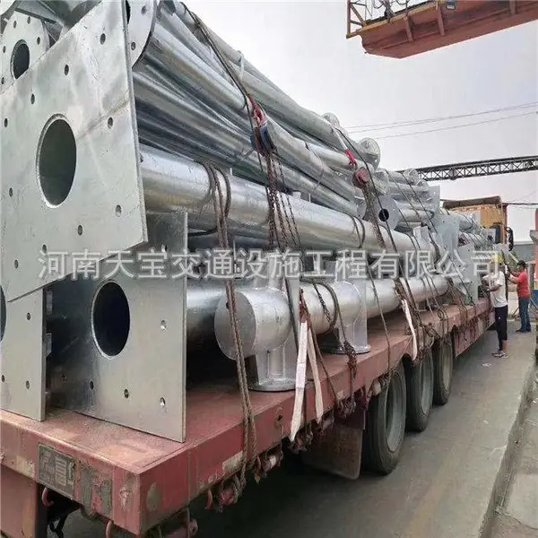 实力厂家供应交通标志杆 公路指示标志杆 悬臂杆 欢迎定制