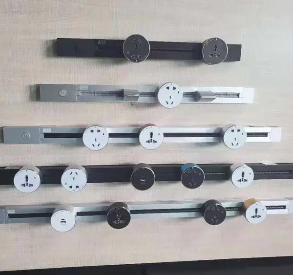 轨道线盒伸缩线盒双轨道线孔多功能线盒铝合金线盒