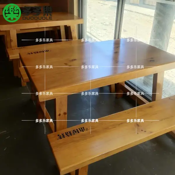 专业定制木屋烧烤餐桌 木屋烧烤全实木餐桌 进口新西兰松木大板桌