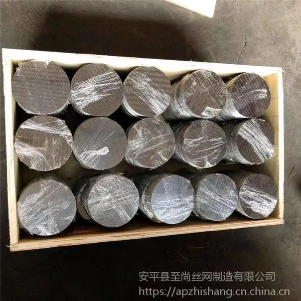 �������@����������@��������������ҡ����С�