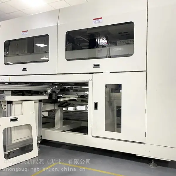 广东全自动300MW自动化太阳能光伏组件封装生产线