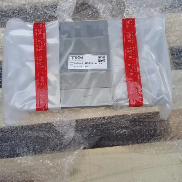 THK直线模组KR30H06B-0220-R1-00WQ用于电子元件组装精密装配