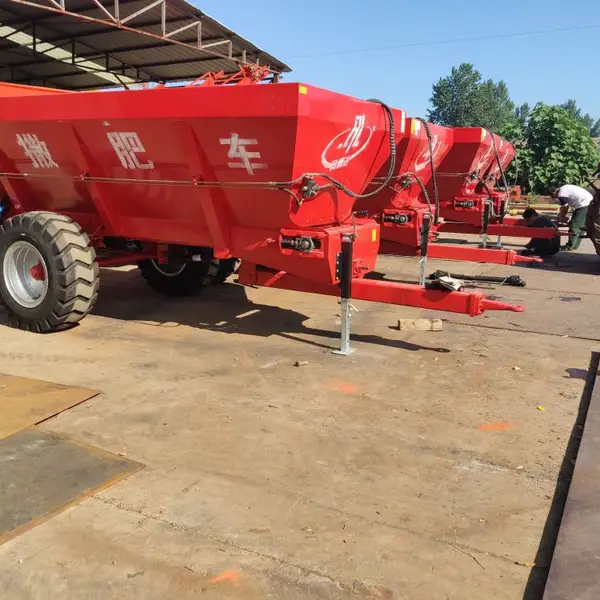 宾利达撒肥车、撒粪车,型号厂家
