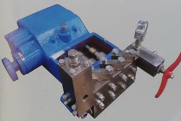 供应北京厂家3D1-SZ高压三柱塞泵清洗泵