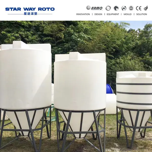 滚塑加药箱加工设备 星途滚塑设备 塔转式滚塑机