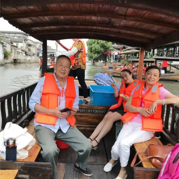 手划船 景区旅游观光木船 大型画舫餐饮船生产制造厂家