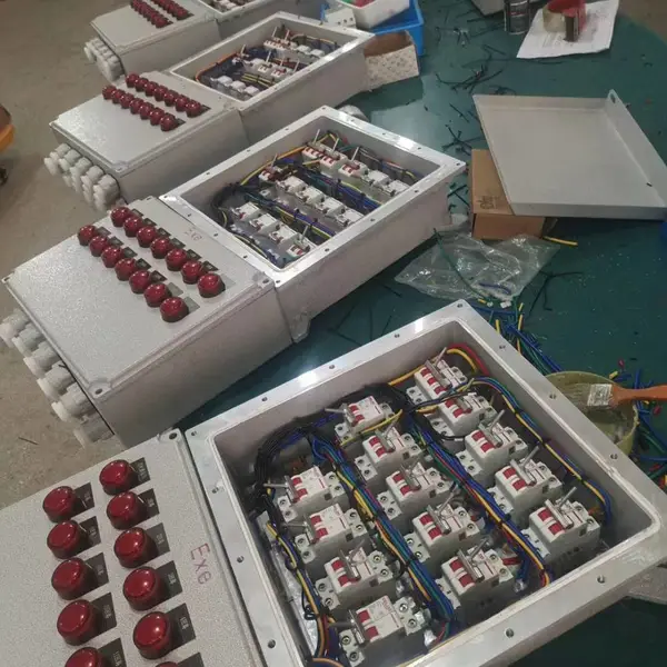 照明路灯控制箱 可加触摸屏 电葫芦吊控制柜 输电设备