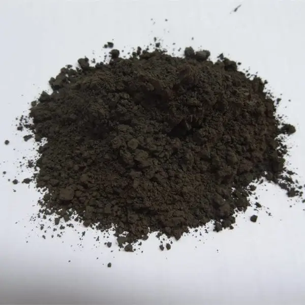 180Ŀ85΢���ϷǸ������IRON CHROMITE POWDER