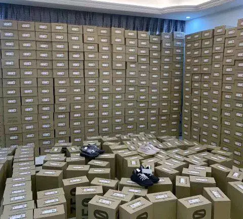 耐克阿迪乔丹货源,减震运动鞋一手货源保证,一件批发