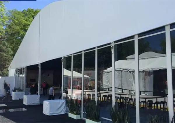 户外白色膜结构推拉雨蓬徐州物流仓储伸缩推拉棚工厂仓库移动雨篷