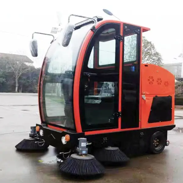 农家乐度假区保洁清扫车 欣宇源全封闭驾驶式扫地机KF-1900 环保吸尘喷水扫地车