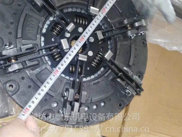 福田雷沃农用拖拉机十四寸离合器总成