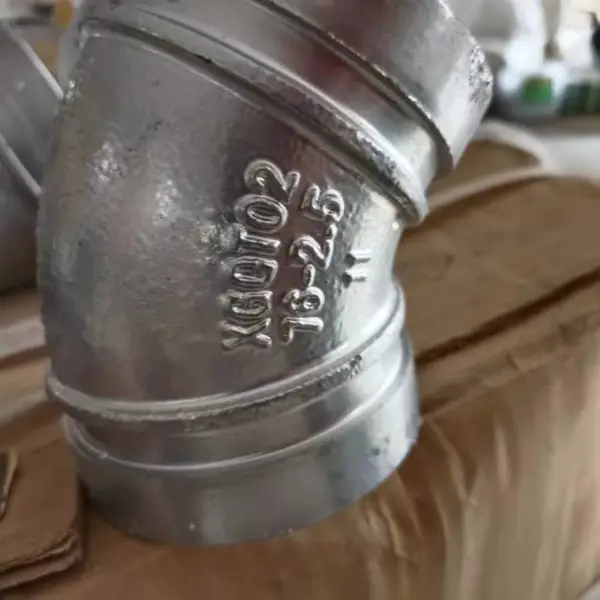 镀锌弯头玛钢管件批发消防工程配件90度弯头水暖管件丝扣弯头