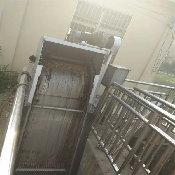 红河拦污栅清污机-引水渠清污机价格