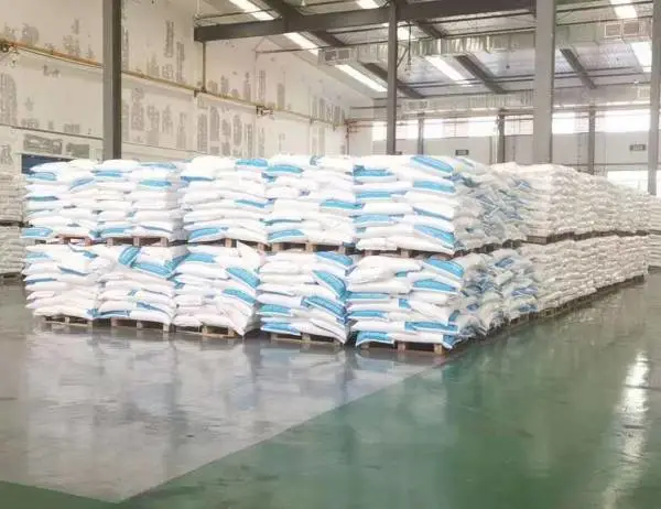 中韩M2320 LLDPE 高流动注塑级 色母载体 线性低密度聚乙烯颗粒