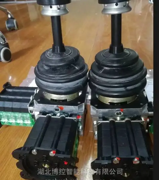 带机械下压连锁主令 SPOHN+BURKHARDT VNS033FU18AKVRIPZ40.40