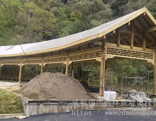 成都弧形中式实木长廊_实木水榭_中式木凉亭可定制