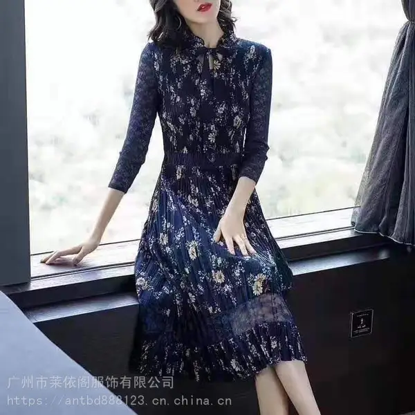 诗萌蒂品牌折扣女装渠道衬衫裙加盟费多少?