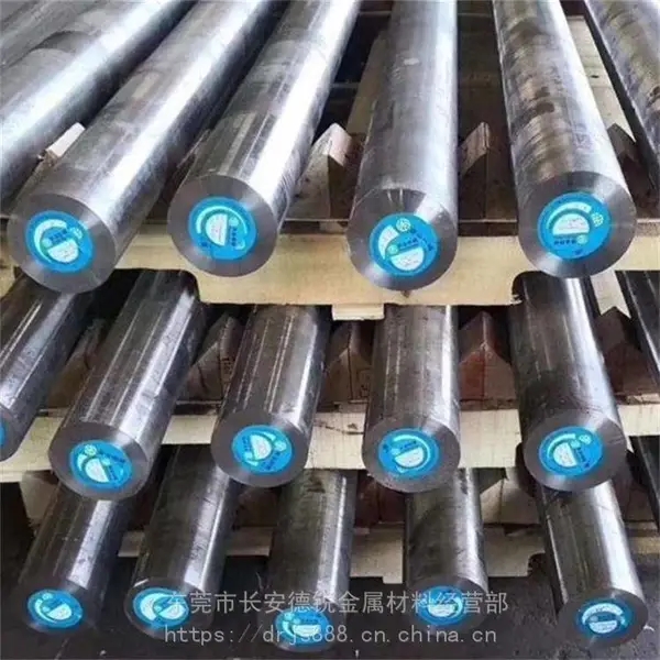 长期供应国产高强度GCr15轴承钢圆棒 标准高碳钢板料